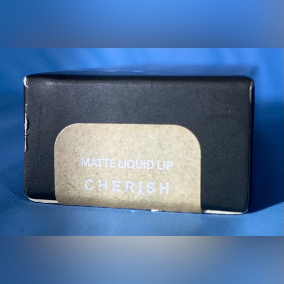 LIQUE Matte Liquid Lip “Cherish” - Picture 8 of 8